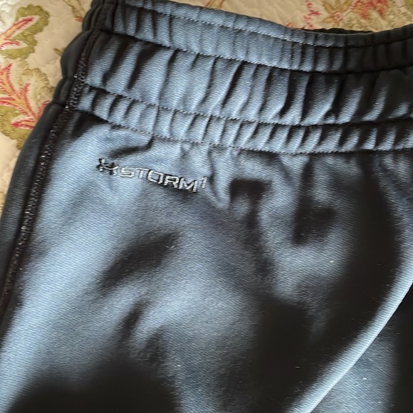 Under Armour Storm ,Fleece Lined Pants ,Womens Size Small - Picture 2 of 3